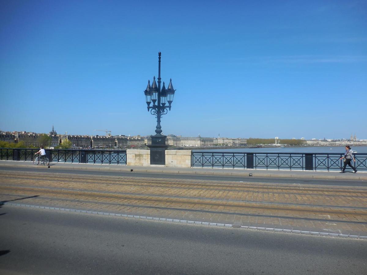 Beautiful Old Property In Bordeaux Center Luaran gambar